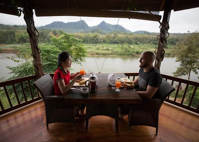 Shangri-Lao Resort